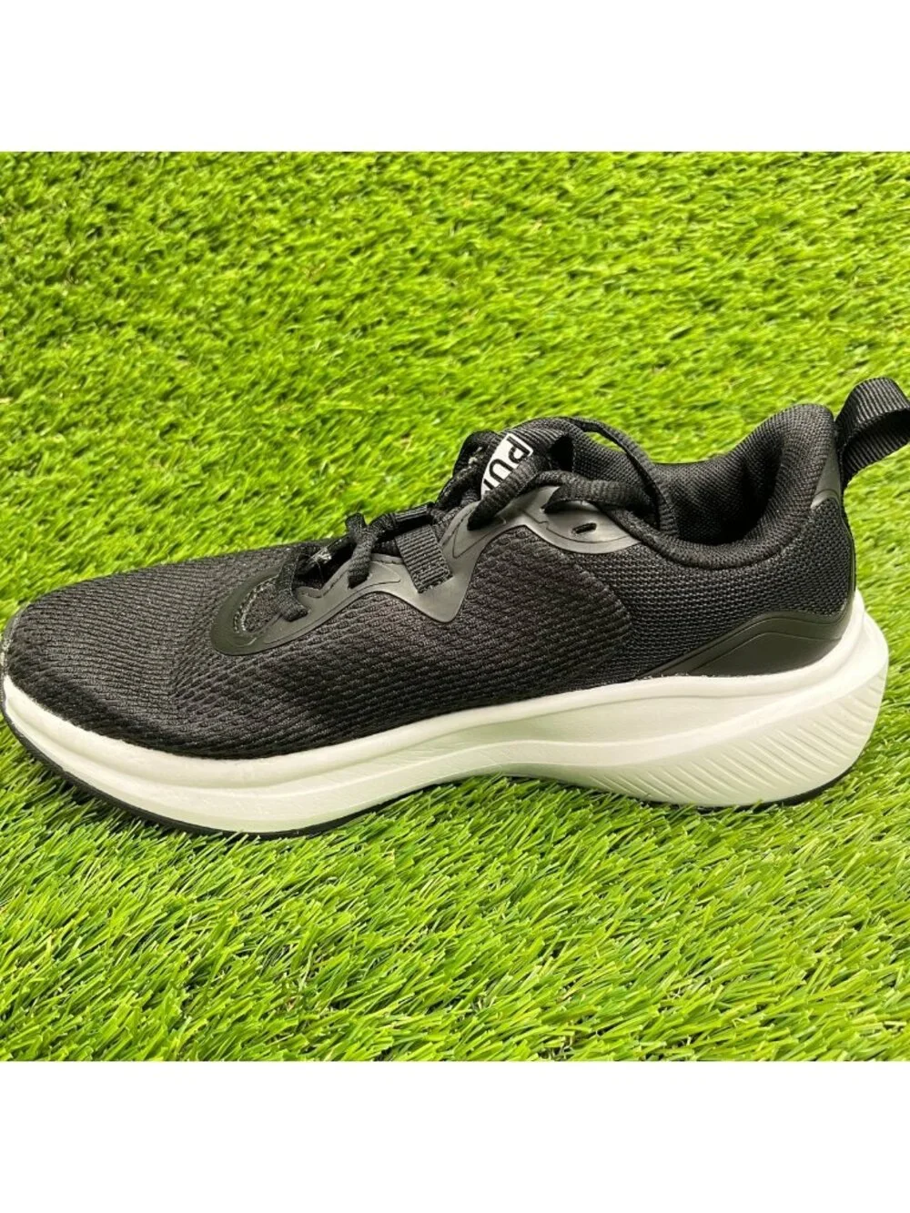 Puma Skyrocket Womens Size 7 Black White Athletic Running Walking Shoes Sneakers